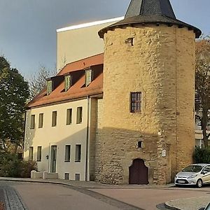 Apartamento Gaestehaus Am Hasenturm Bernburg Exterior photo