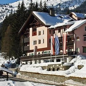 Hotel Mooserkreuz Sankt Anton am Arlberg Exterior photo