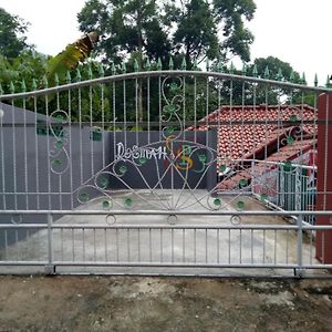 Villa Roemah Jps New Bogor Exterior photo