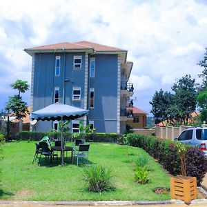 Karibu Namugongo Bed and Breakfast Kampala Exterior photo