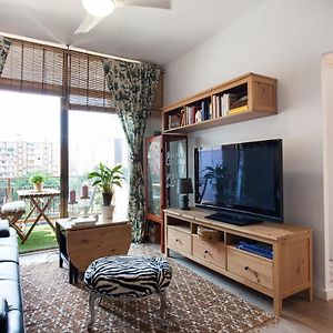 Cozy Apartment Near Fira Gran Via With Ac L'Hospitalet de Llobregat Exterior photo