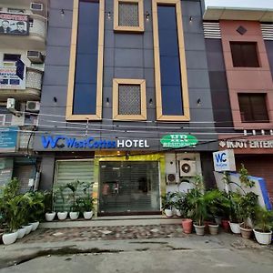 West Cottas Hotel -- Couples, Family, Corporate Favorite In Heart Of Jalandhar Exterior photo