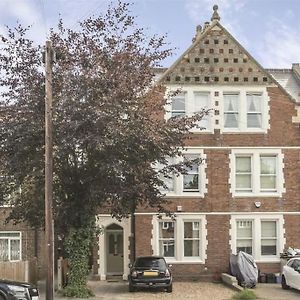 Apartamento Light And Modern 2Br 1.5Ba, Newly Refurbished! Raynes Park Exterior photo