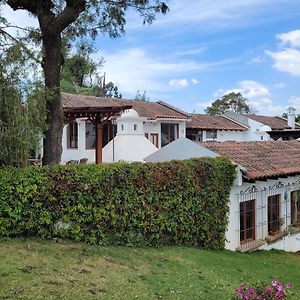 Amplia casa Antigua Guatemala con pérgola y jardín Villa Exterior photo