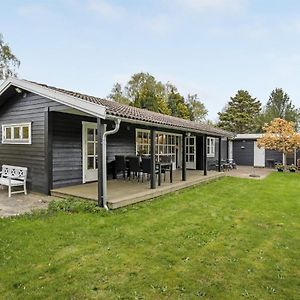 Holiday Home Kate - 1Km From The Sea In Sealand By Interhome Dronningmølle Exterior photo
