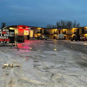 Matador Motel Drayton Valley Exterior photo