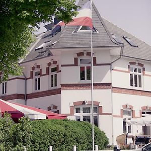 Heinsens Ellerbek Bed and Breakfast Room photo