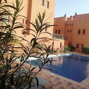 Hotel Riad Ouinz Ait Benhaddou Exterior photo