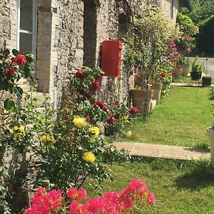 Chez Thomas 7 Route Du Monde Ancien Bed and Breakfast Saint-Georges-D'Aunay Exterior photo