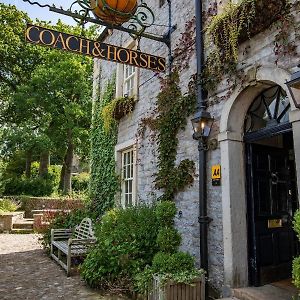 Hotel The Coach And Horses Clitheroe Exterior photo