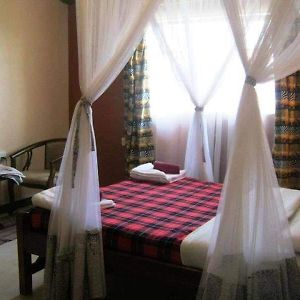 Msafiri Rift Lodge Nakuru Exterior photo