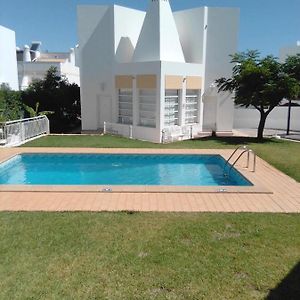 3 Bedrooms Villa At Albufeira 900 M Away From The Beach With Private Pool Enclosed Garden And Wifi Exterior photo