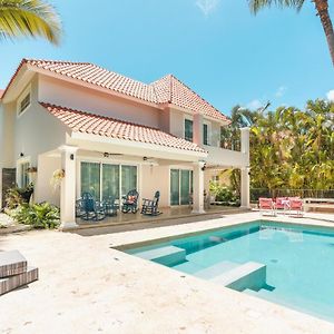 Enjoy This Modern Pet And Family Friendly Villa B6 Punta Cana Exterior photo