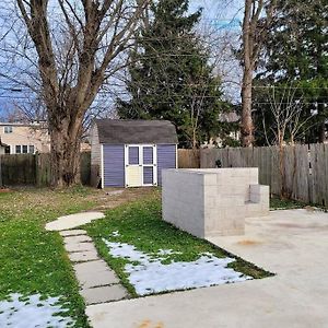 No Chores, House With Private Parking, Yard West Seneca Exterior photo