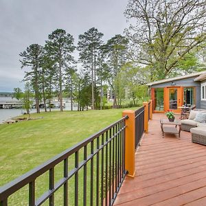 Charming Waterfront Home With Decks And Stunning Views Hot Springs Exterior photo