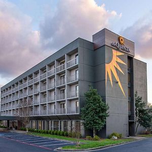 La Quinta Inn & Suites By Wyndham Kingsport Tricities Airport Exterior photo