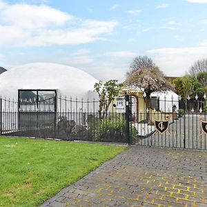 Koepel House - Christchurch Holiday Homes Exterior photo