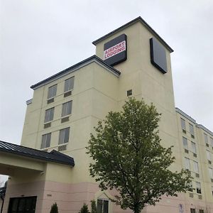 Hotel Airport Lodging Pittsburgh Airport Coraopolis Exterior photo