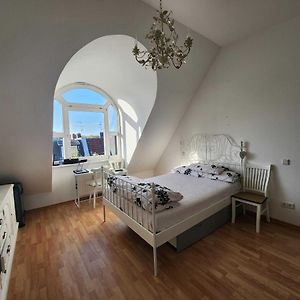 One Private Room Available In A Two Room Apartment In Tegel, Berlín Exterior photo