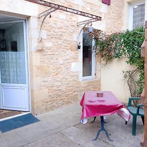 Apartamento Studio Charmant A Langon 45 M² Terrasse Partagee Exterior photo