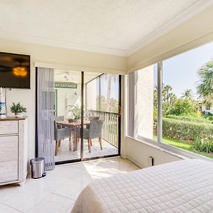 Sunny Fort Pierce Resort Condo With Beach Access! Exterior photo