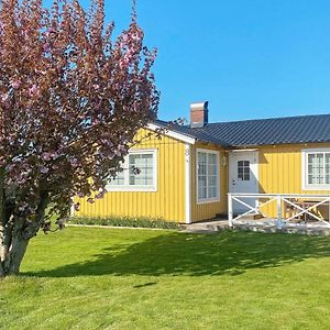 Two-Bedroom Holiday Home In Tvååker Exterior photo