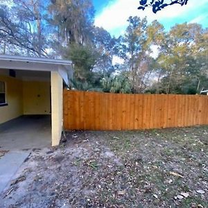 Peaceful Renovated House Centrally Located Gainesville Exterior photo