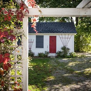 Ames Cottage Elk Rapids Exterior photo