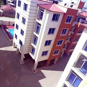 Lovely And Spacious 3 Bedroom Apartment With Swimming Pool Mtwapa Exterior photo