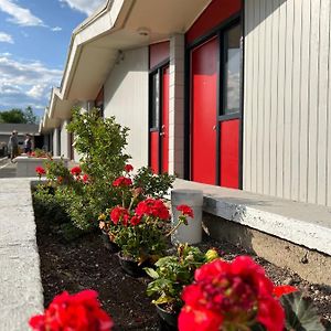 Destination Inn Cache Creek Exterior photo