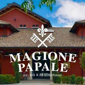 Hotel Magione Papale Relais LʼAquila Exterior photo