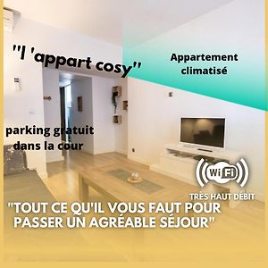 Apartamento Appart Cosy,Calme A 2 Pas Du Centre De Montbrison Exterior photo