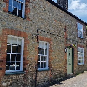 Granary Cottage Warminster Exterior photo