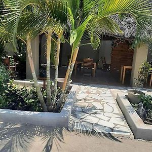 Camila Guest House Rundu Exterior photo