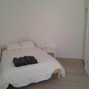 1 Bedroom Studio Sleeps 4 Bruselas Exterior photo