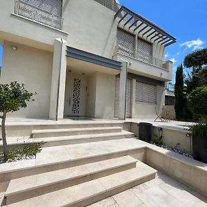 Kosher Luxury Villa - Raanana Exterior photo
