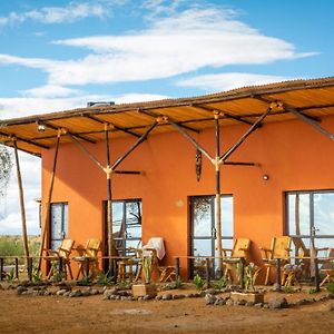 Apartamento Amboseli Redhouse Exterior photo