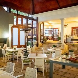 Spacube Luxury Suites And Spa Pretoria-Noord Exterior photo