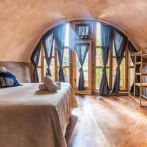 Caliu Earthship Ecolodge Colonia Del Sacramento Exterior photo