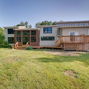 Bright Bluemont Home With On-Site Pond And Mtn Views! Paris Exterior photo