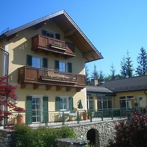 Hotel Pension Schiessling Anif Exterior photo