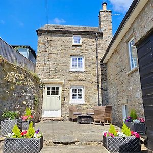 Puzzle Cottage, Quirky Dales Cottage For 2 Spennithorne Exterior photo