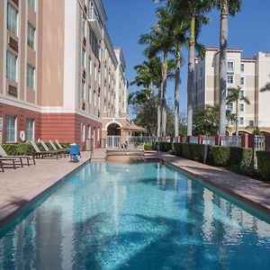 Hampton Inn & Suites Fort Lauderdale - Miramar Exterior photo