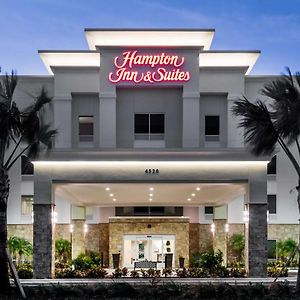 Hampton Inn & Suites West Melbourne-Palm Bay Road Exterior photo