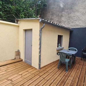 Petite Maison Cosy Wifi Avec Terrasse Montigny-le-Gannelon Exterior photo