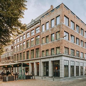 Hotel Van Eyck Maaseik Exterior photo