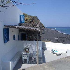 Ca Marina Villa Estrómboli Room photo