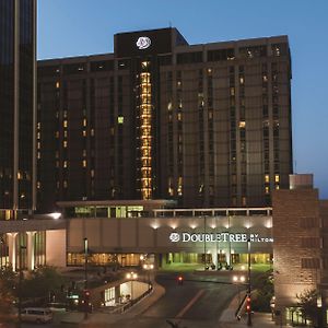 Doubletree By Hilton Hotel & Executive Meeting Center Omaha-Downtown Exterior photo