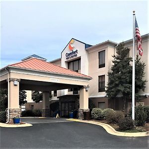 Comfort Inn & Suites Asheboro Exterior photo