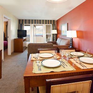 Holiday Inn Hotel&Suites Osoyoos Room photo